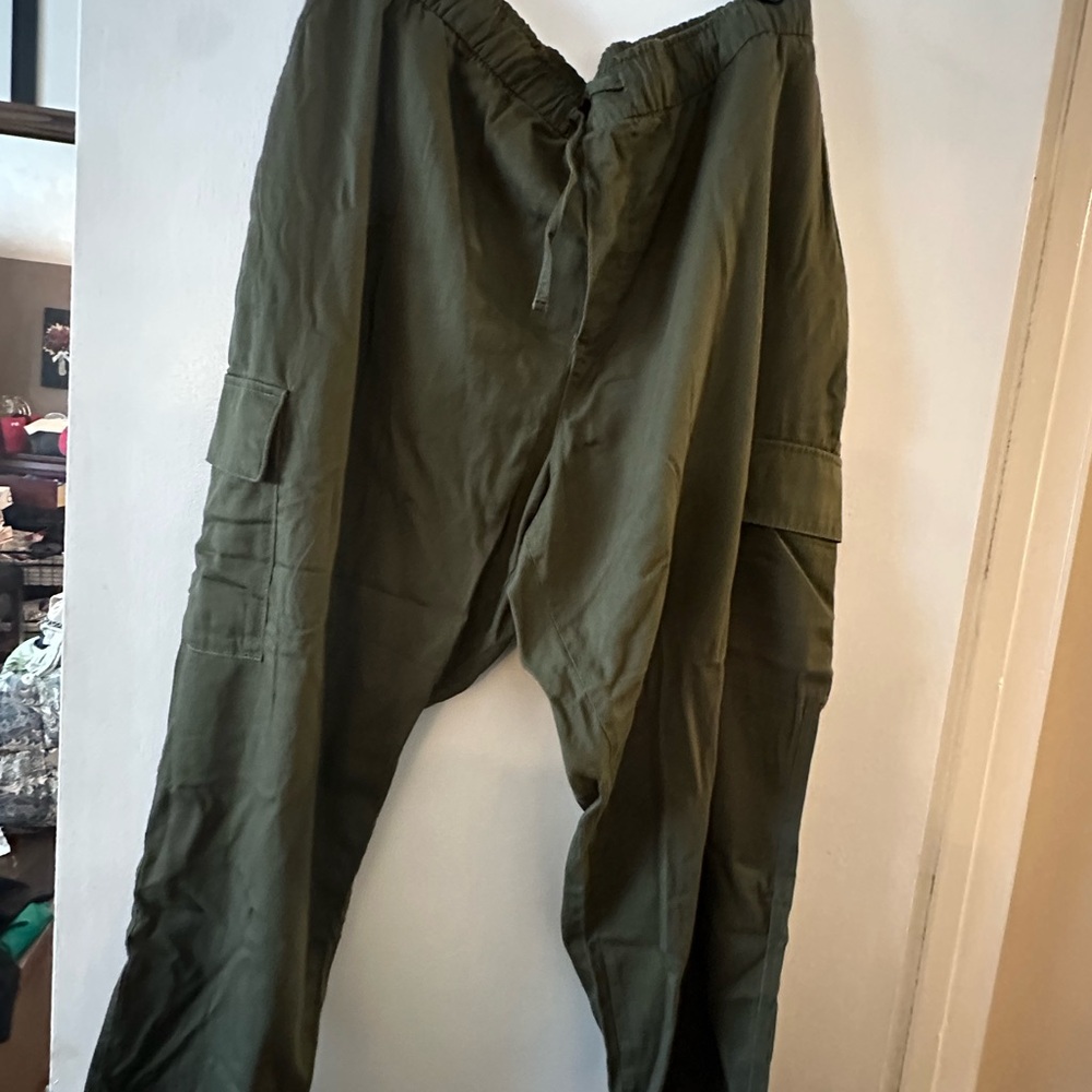GAP Green Cargo Pants Relaxed Fit Cotton